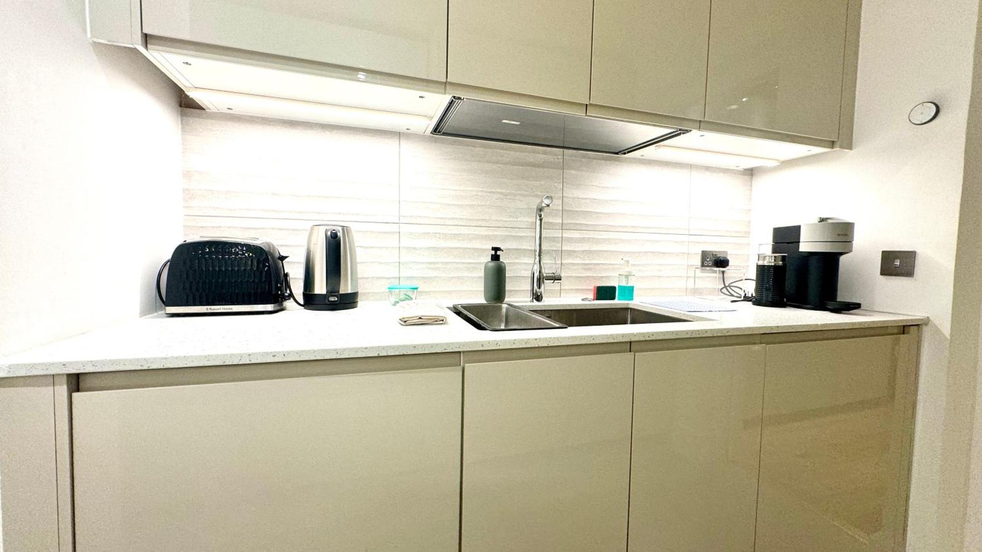 Апартаменты 2 Bedroom In South Kensington By Wild *