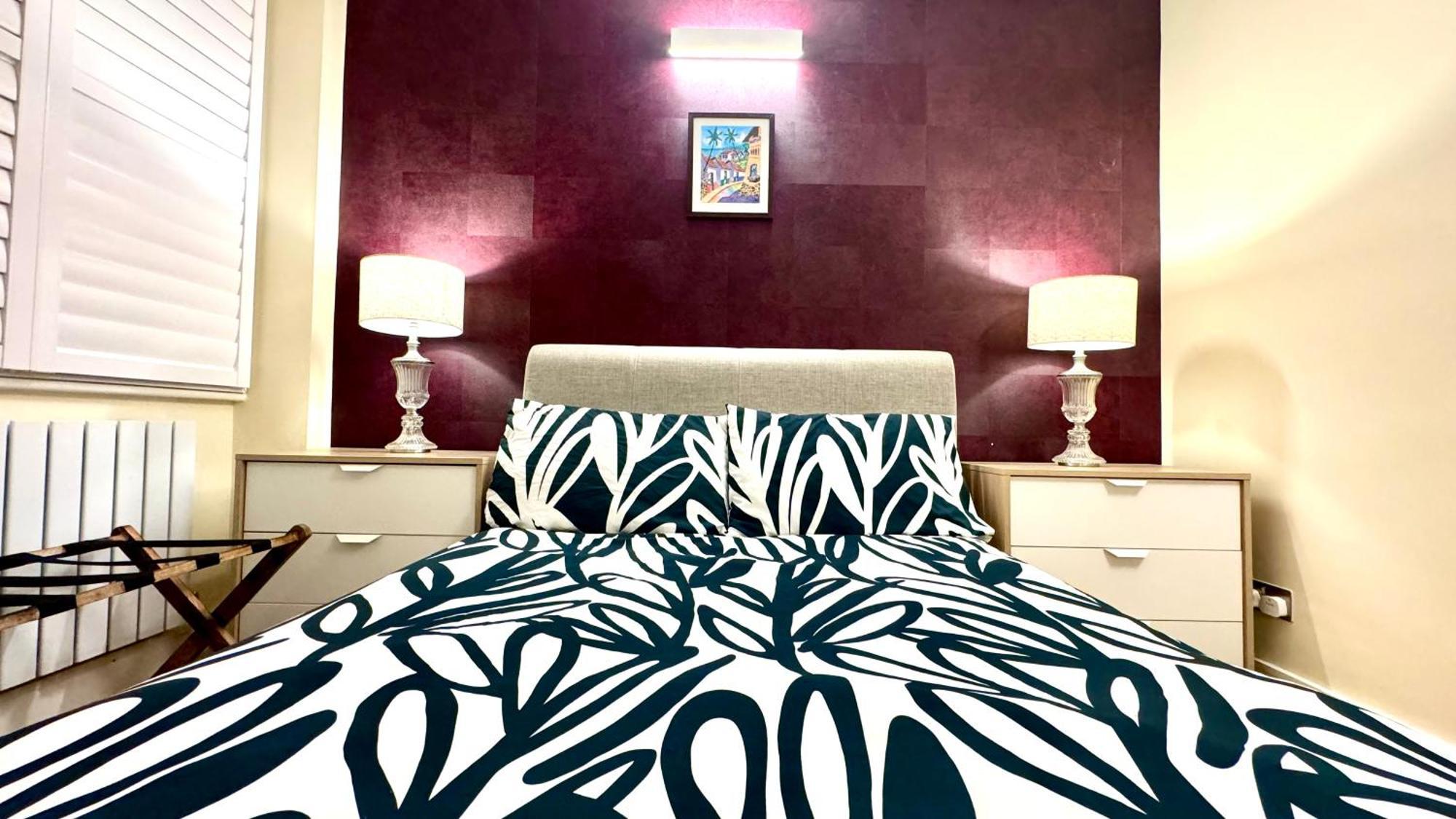 2 Bedroom In South Kensington By Wild * Лондон